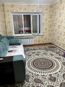 Чистая и без запаха. Посуточная квартира