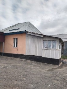 Продаётся уютный дом в поселке на участке 6 соток