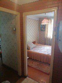 2-ком. 3 этаж. центр Караганды р-н Юбилейный маг.