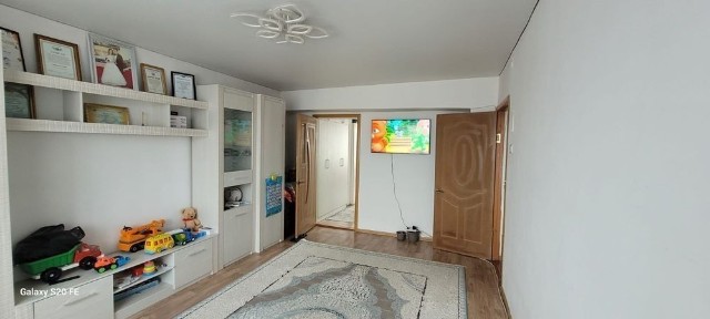 Продам 2 ком квартиру