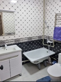 Площадь центра сдаётся двух комнатная квартира суточная и часовой