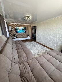 Продам 4-комнатную квартиру