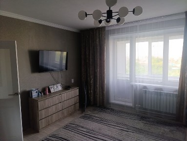 Продам 2-х комнатную квартиру. 31 мкр.