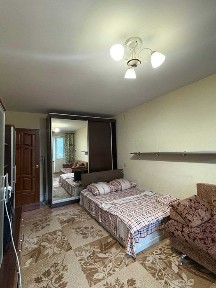 Продам 1 комнатную квартиру 8 микрорайон/2 этаж/не мсо