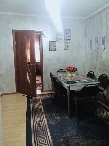Срочно продаётся четырёхкомнатный дом в хорошем районе