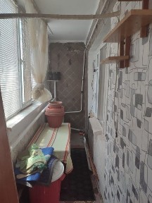 Орталықтан 3 болмелі квартира сатылады.