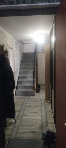 Срочно продам двух этажный дом или обмен на частный дом в Уральске