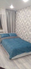 Двухкомнатная квартира. Вокзал рядом. Парк Авганцев.