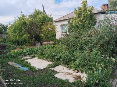 Продам бетонный дом. в связи с переездом срочно продам дом