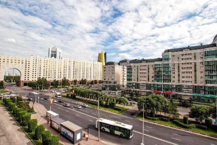 Однокомнатная квартира в центре левого берега. Посуточно.