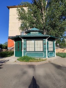 Здание (магазин) помещение, Повильон 