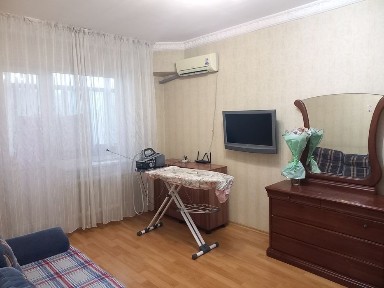 сдаётся 2х-комн. квартира в Алматы, 2 балкона, комнаты изолированные.