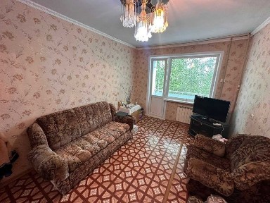 2х ком квартира с. Глубокое Поповича 33