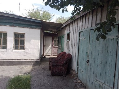 Уй сатылады Срочно