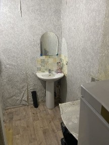 Продаетса квартира в общежитий
