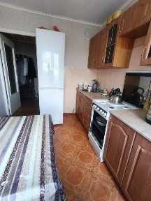 Продаём трёхкомнатную квартиру улучшенной планировки на 3 А
