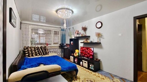 2х комн каартира, лоджия 6 м