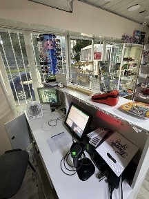 Готовый прибыльный бутик напротив Hyper House 40 м2