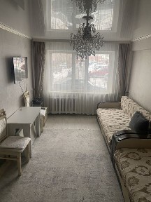 Продается 3- комнатная квартира в центре
