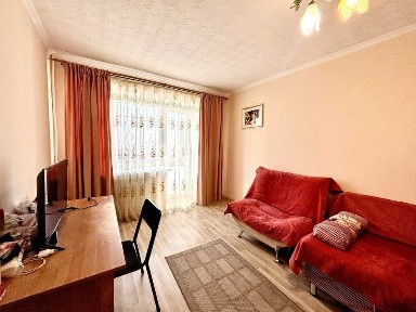 Продам 1ком в центре возле Каскадной площади Алиханова 10А>
