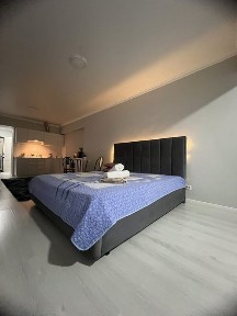Арбат, по часам 2500 на ночь 15000на ночь с 22 00 до 10 00 утра