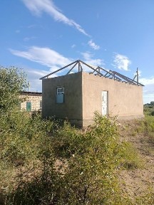 Времянка 2бөлме сатылады Баитерек 3 те жана көпірдің қасы 8сотық