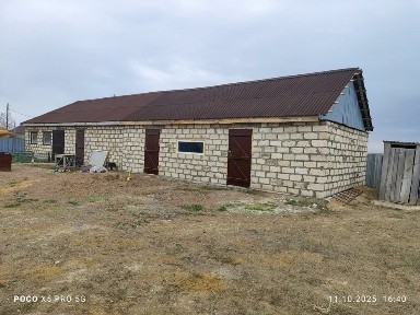 Благоустроенный дом в Пугачеве: баня, гараж, ухоженный участок