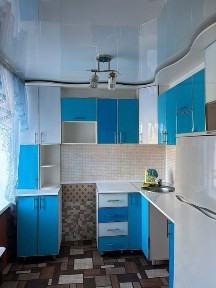 Продам 2-комнатную квартиру в центре г. Риддер, ул. Семеновой 12