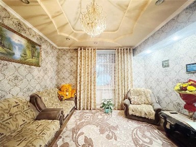 2-х ком на ВОСТОКЕ, болгарского типа, 1 этаж/3.