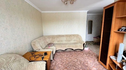 продается 2 ком квартира по ул. Ауэзова