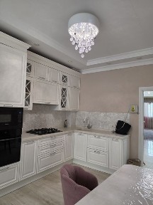 Продам 3 комнатную квартиру с ремонтом