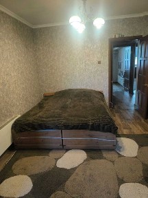 Сдам в аренду четырех комнатную квартиру
