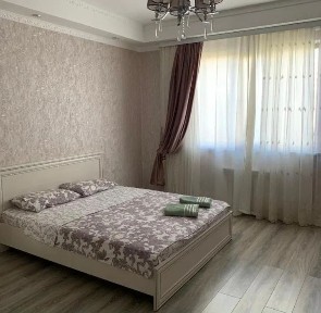 2-х комнатная. Центр. Посуточно.