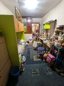 Продаём двухкомнатную квартиру по Металлургов