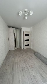 Бауыржан. М 4Продается квартира в рассрочку первоначальный взнос 5 млн