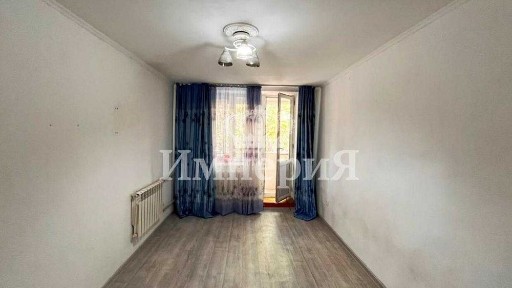 продается 2х ком кв в мкр Жетысу 2 этаж середина Бағашар империя