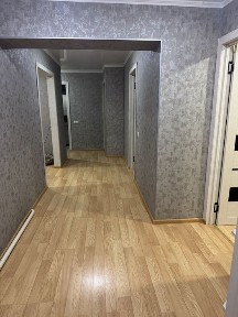 Продам 4х клмнатную квартиру