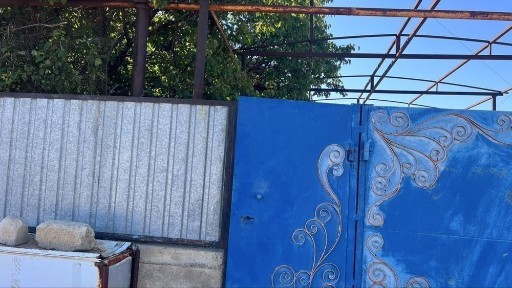 Үй сатылады Жаңа Қаратонда 4 бөлмелі