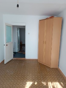 Продаётся 3-комн квартира СМП 163