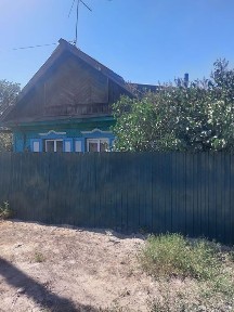 Продам дом напротив школы