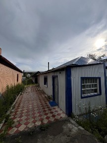 Продам дом, рядом рынок, школа остновки