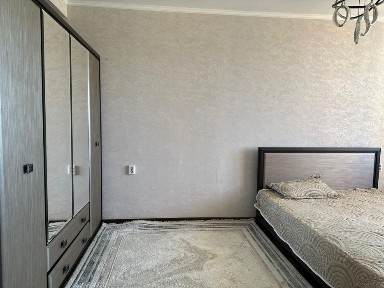 Продам двух комнатную квартиру