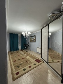 Сдаю 3 комнатную квартиру Юго васток Муканова1/6