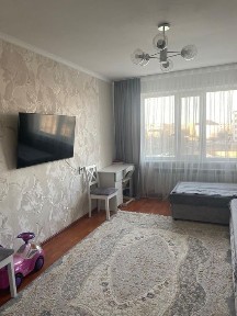 Продам трёхкомнатную квартиру