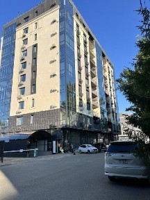 Продам комерческое помещение 500 м2 в жк Арбат в районе облисполкома