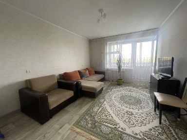 Сдается 2х ком. квартира, р-н пл. Республики