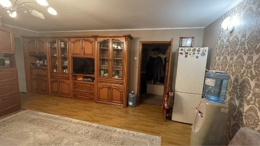 Продам 5-ти комнатную квартиру