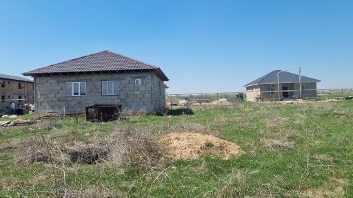 Отдельный дом на против Авторынка Барыс