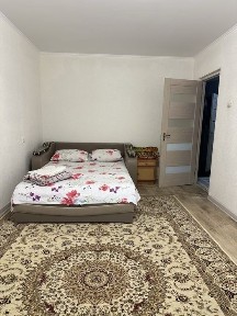 Суточно 3 х комн кв сдам на Детских товарах