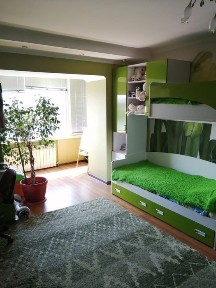 Продам 4-х комнатную квартиру на Стрелке
